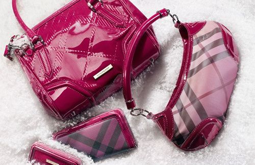Burberry fuchsia 1